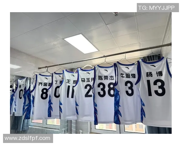 吴磊足球生涯背后的故事与他穿着的号码球衣解析