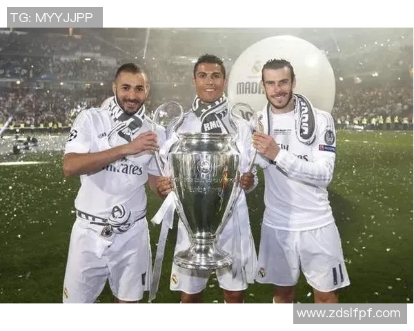 足球巨星搭档全解析 球场上的黄金组合与默契配对